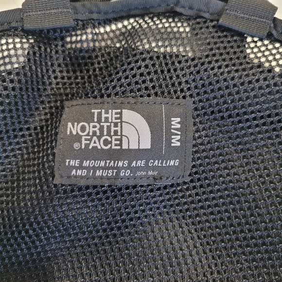 North face duffle bag COVER - Picture 2 of 5